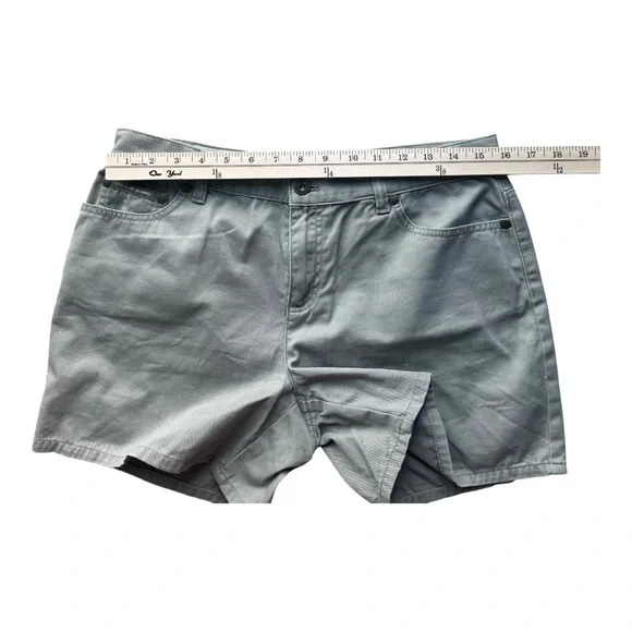 DKNY JEANS‎ Women’s Shorts Size 8 Color Khaki - Picture 5 of 6